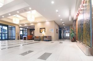 holiday-inn-express-calgary-04.jpg