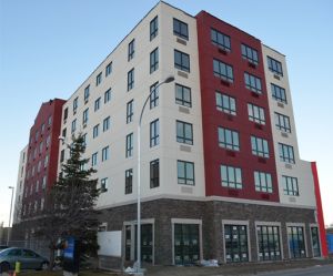 holiday_inn_exterior.jpg